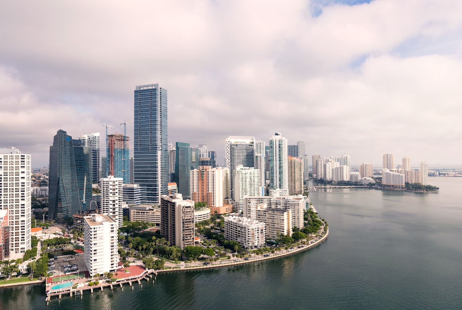 Top Neighborhoods for Condo Living in Miami
